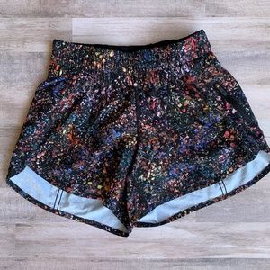 Lululemon Flowerescent Tracker Short V